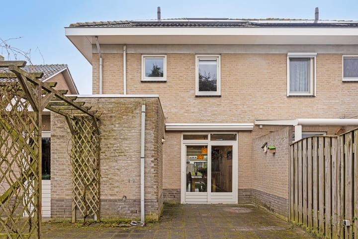 Foto 24 van Pastoor van Akenstraat 1-C