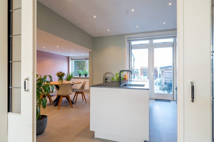 Photo 21 of J.P. Santeeweg 10