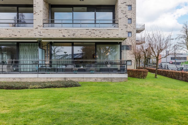 Photo 27 of Hugo de Grootplein 65