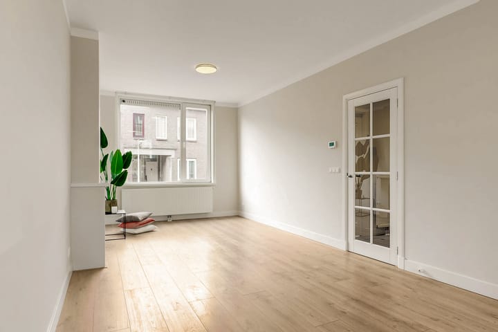 Foto 4 van Anjelierstraat 19