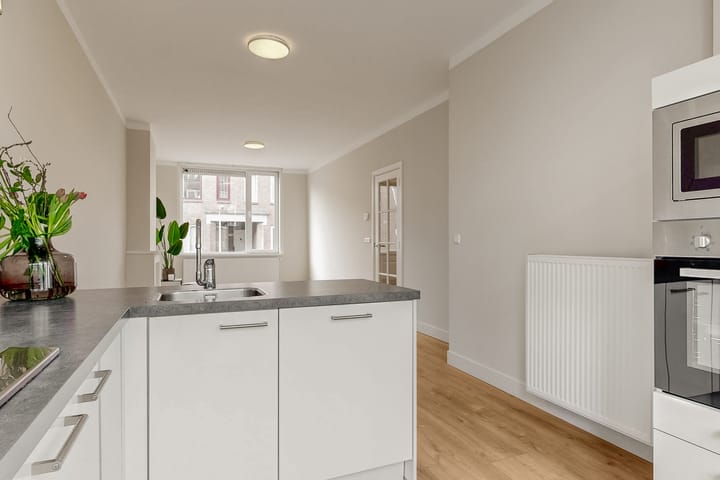 Foto 10 van Anjelierstraat 19