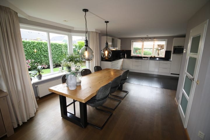 Foto 9 van Haarspit 22