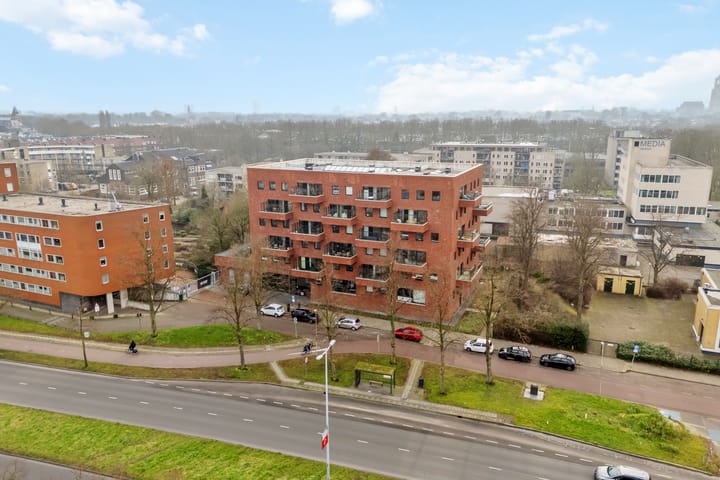 Foto 27 van Van Esveldstraat 31-25