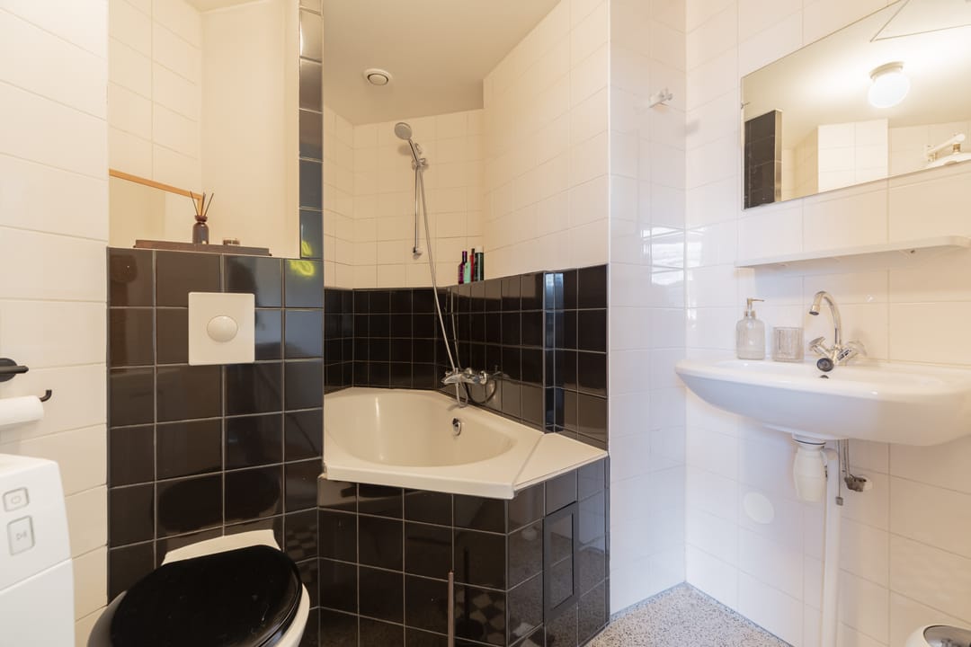 Foto 11 van Van Bossestraat 58-1