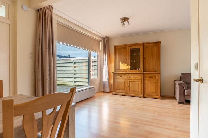 Foto 10 van Deken Tomaslaan 30