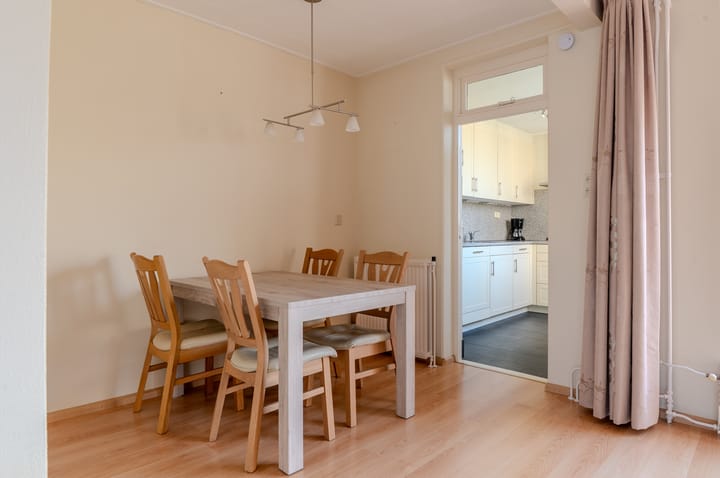 Foto 13 van Deken Tomaslaan 30