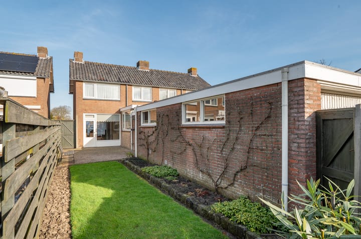 Foto 28 van Deken Tomaslaan 30