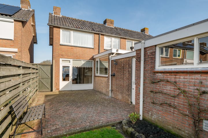 Foto 30 van Deken Tomaslaan 30