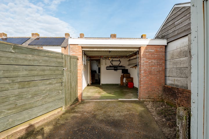 Foto 32 van Deken Tomaslaan 30