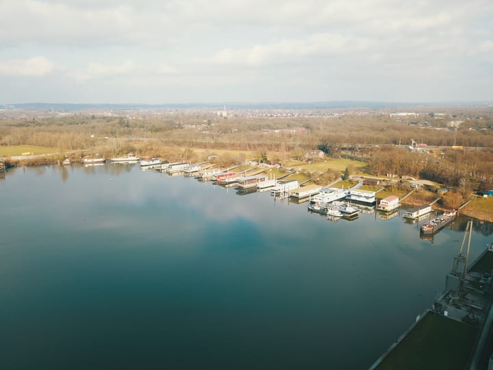 Foto 4 van Rijksvluchthaven 24