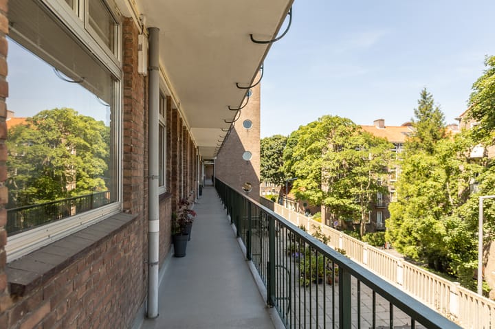 Foto 18 van Herman Robbersstraat 96-C