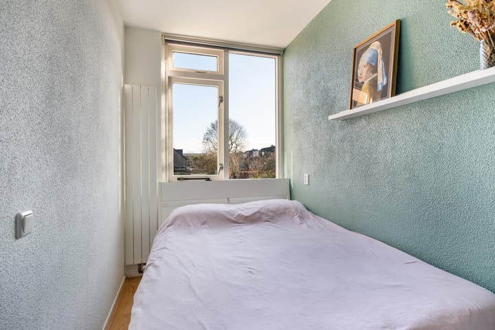 Photo 16 of Klarissenstraat 60