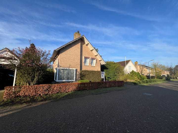 Foto 1 van Nieuwenhoflaan 1