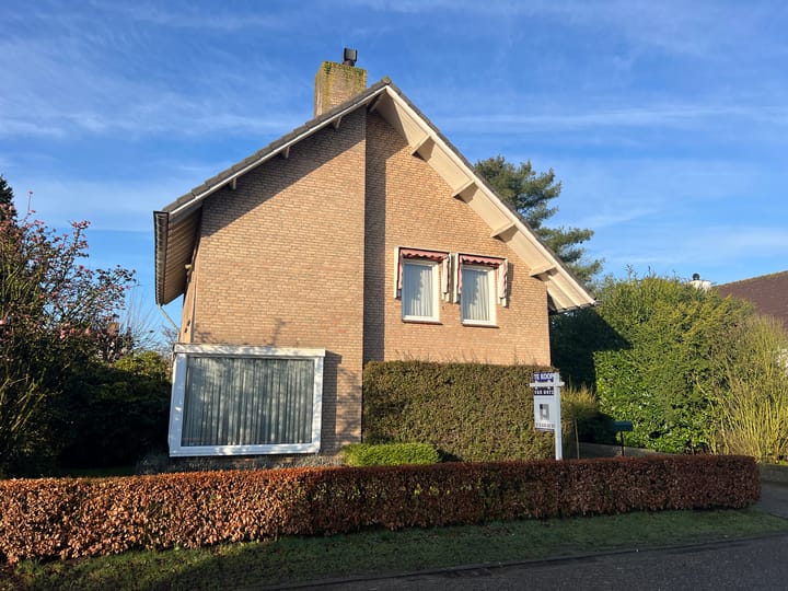 Foto 2 van Nieuwenhoflaan 1