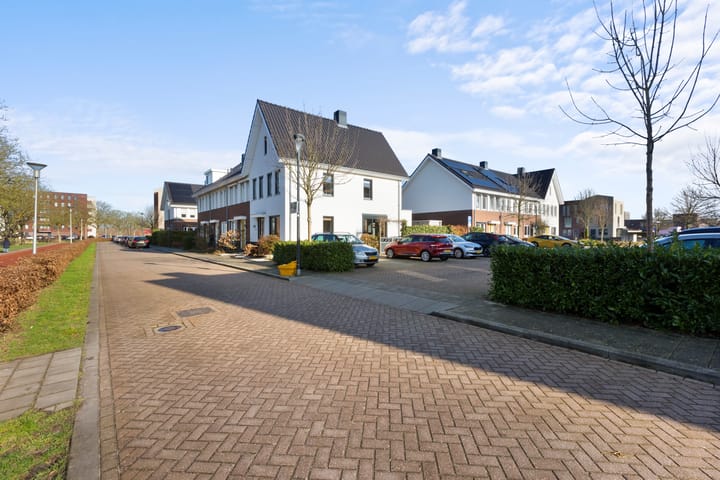 Foto 42 van Barbarastraat 80