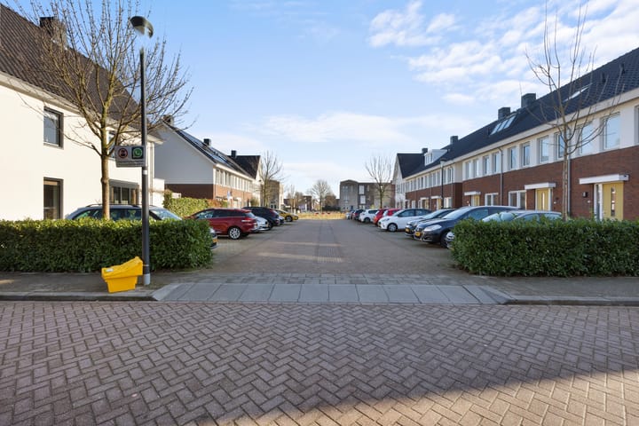 Foto 44 van Barbarastraat 80