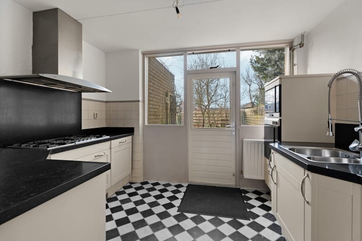 Foto 11 van Broekstraat 141