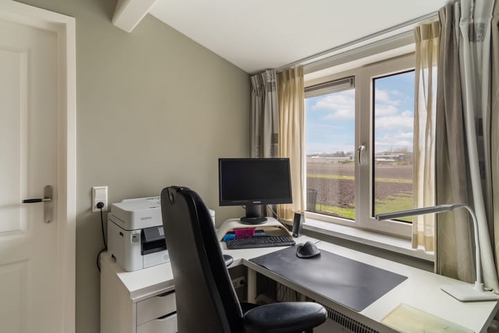 Photo 27 of Noordeinde 85