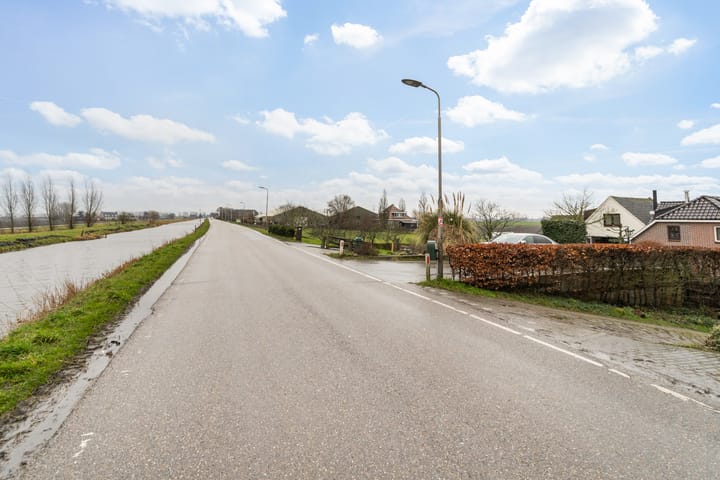 Photo 37 of Noordeinde 85