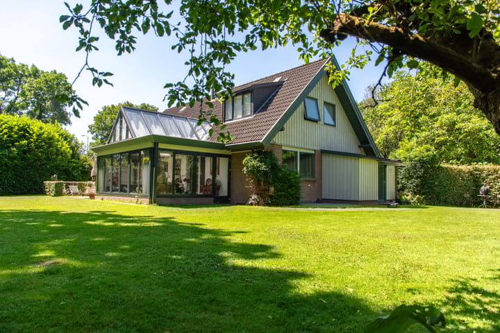 Foto 1 van Straatweg 42