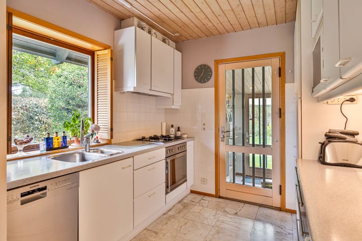 Foto 22 van Straatweg 42