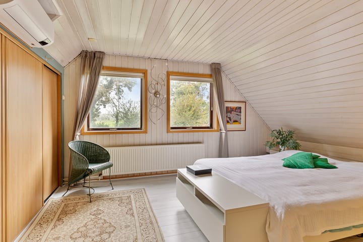 Foto 25 van Straatweg 42