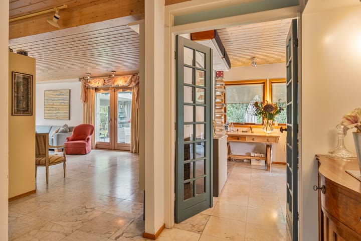 Foto 10 van Straatweg 42