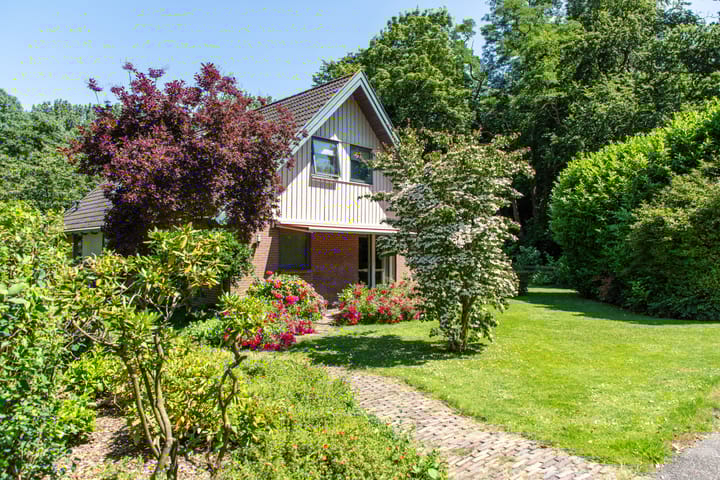 Foto 4 van Straatweg 42