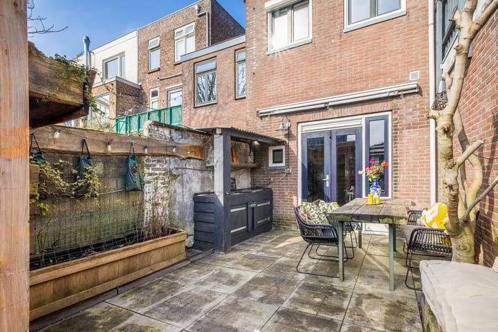 Foto 38 van Loevenhoutsedijk 82