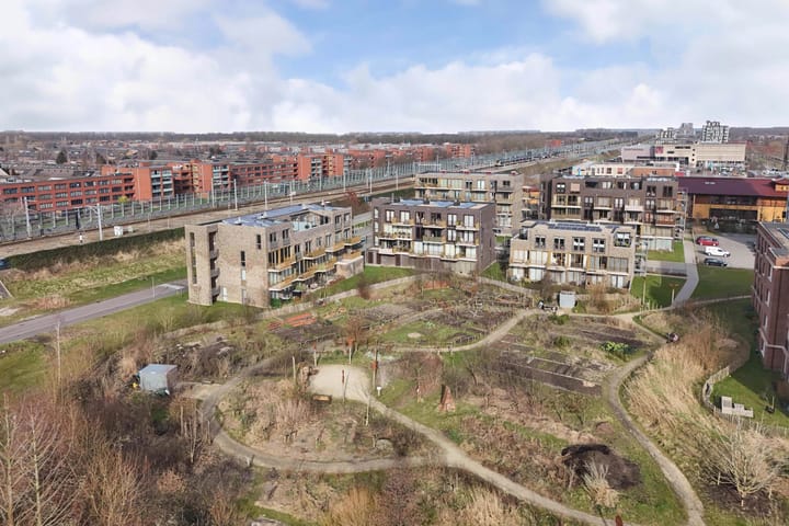 Foto 34 van Sumatraweg 232