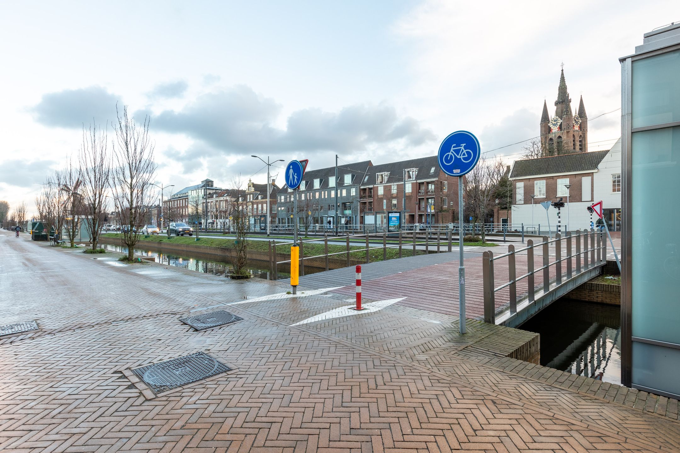 Foto 12 van Spoorsingel 44-B