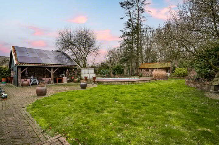 Foto 32 van Helenaveenseweg 20