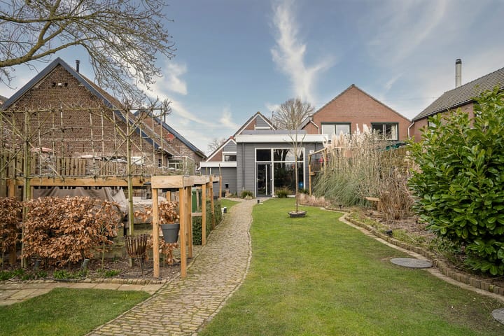 Foto 34 van Walburgisstraat 5