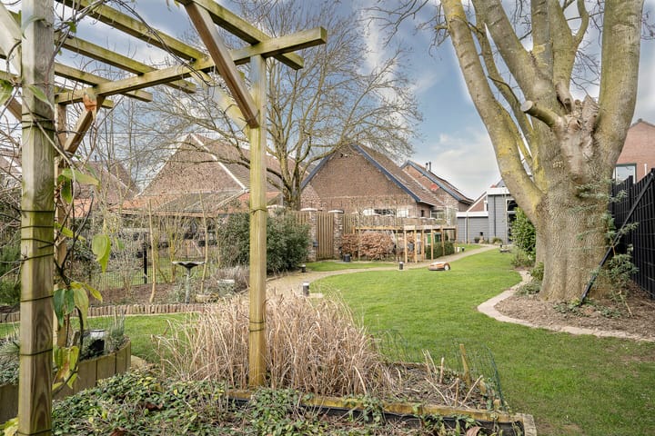 Foto 42 van Walburgisstraat 5