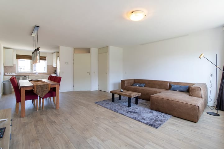 Foto 2 van Clare Lennartlaan 8