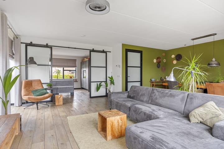 Photo 8 of De Tille 24