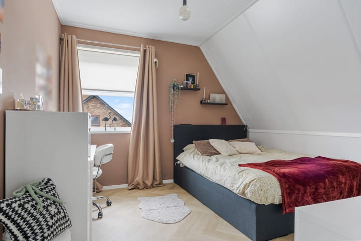 Photo 30 of De Tille 24