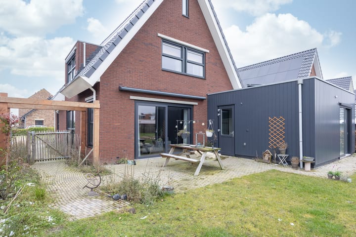 Photo 37 of De Tille 24