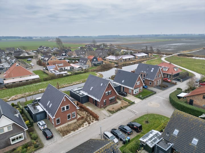 Photo 46 of De Tille 24