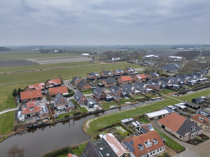 Photo 49 of De Tille 24