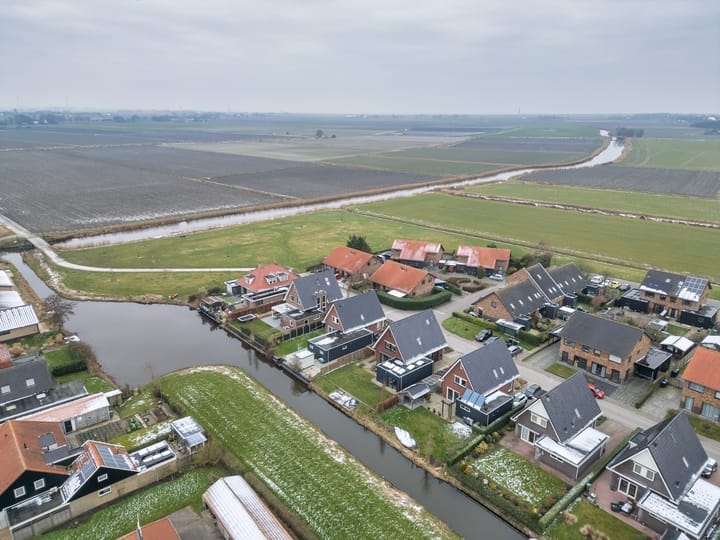 Photo 50 of De Tille 24