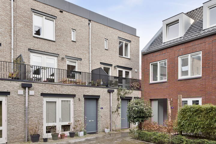 Foto 2 van Halvegas 7