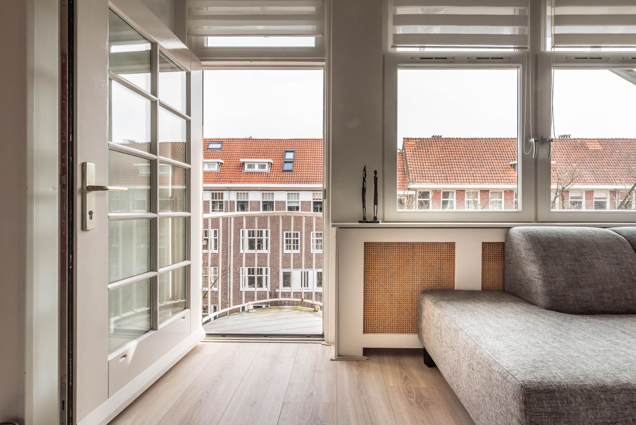 Foto 12 van Sassenheimstraat 19-3