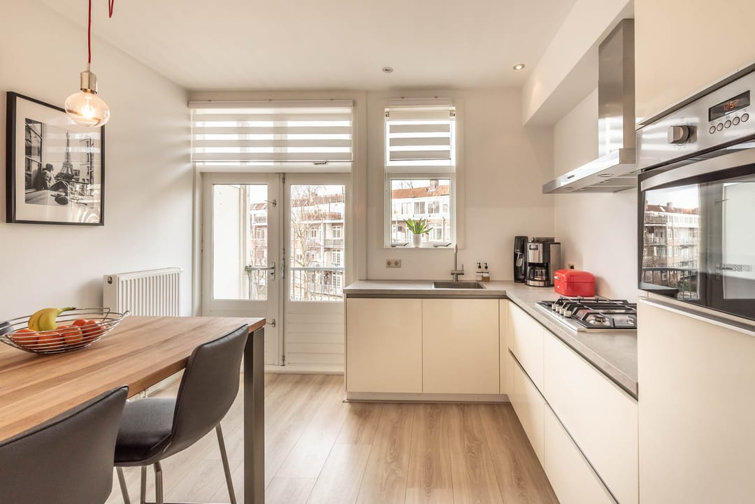 Foto 22 van Sassenheimstraat 19-3