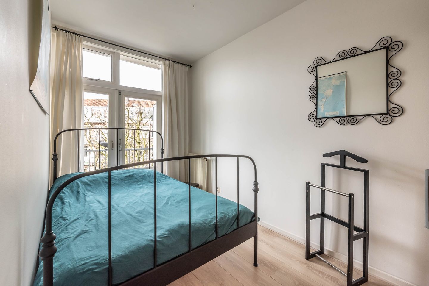 Foto 25 van Sassenheimstraat 19-3