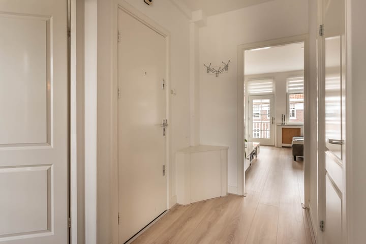 Foto 27 van Sassenheimstraat 19-3