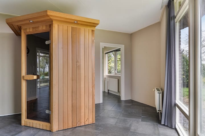 Photo 59 of Westerpaauwenweg 3