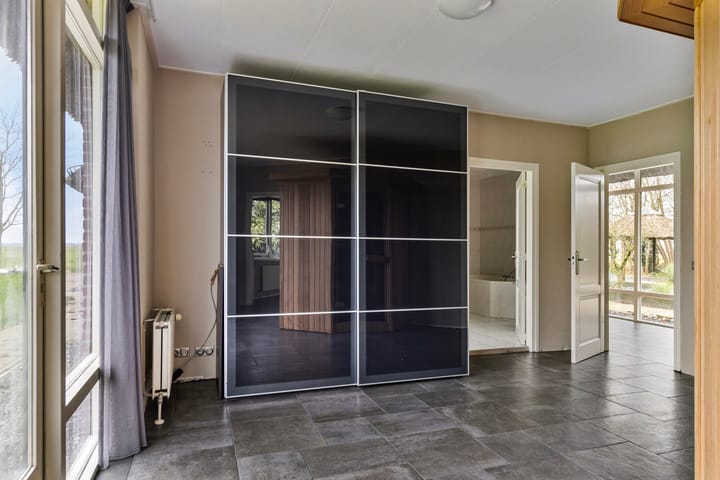 Photo 60 of Westerpaauwenweg 3