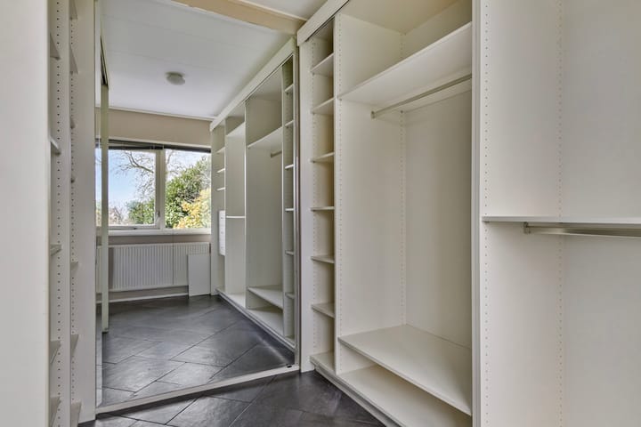 Photo 61 of Westerpaauwenweg 3