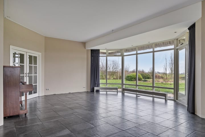 Photo 50 of Westerpaauwenweg 3